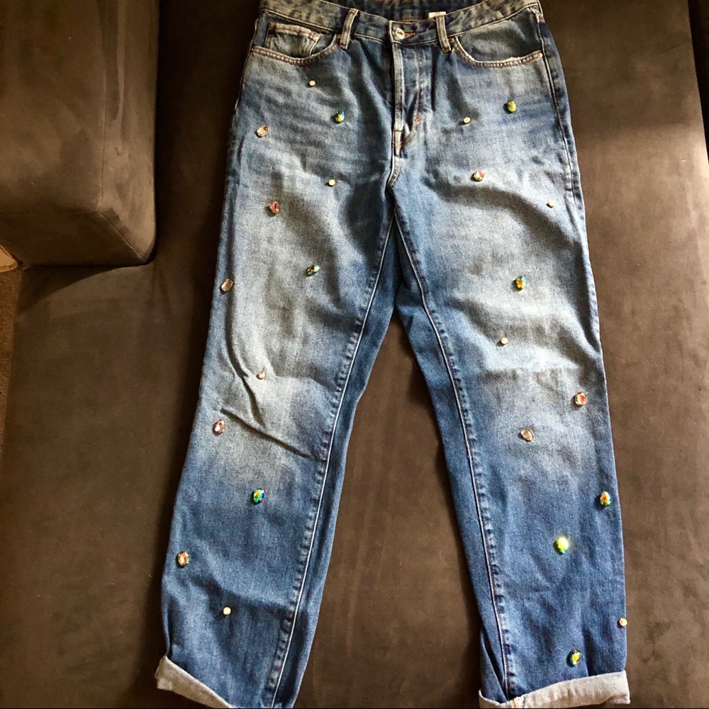 High waist jeweled jeans